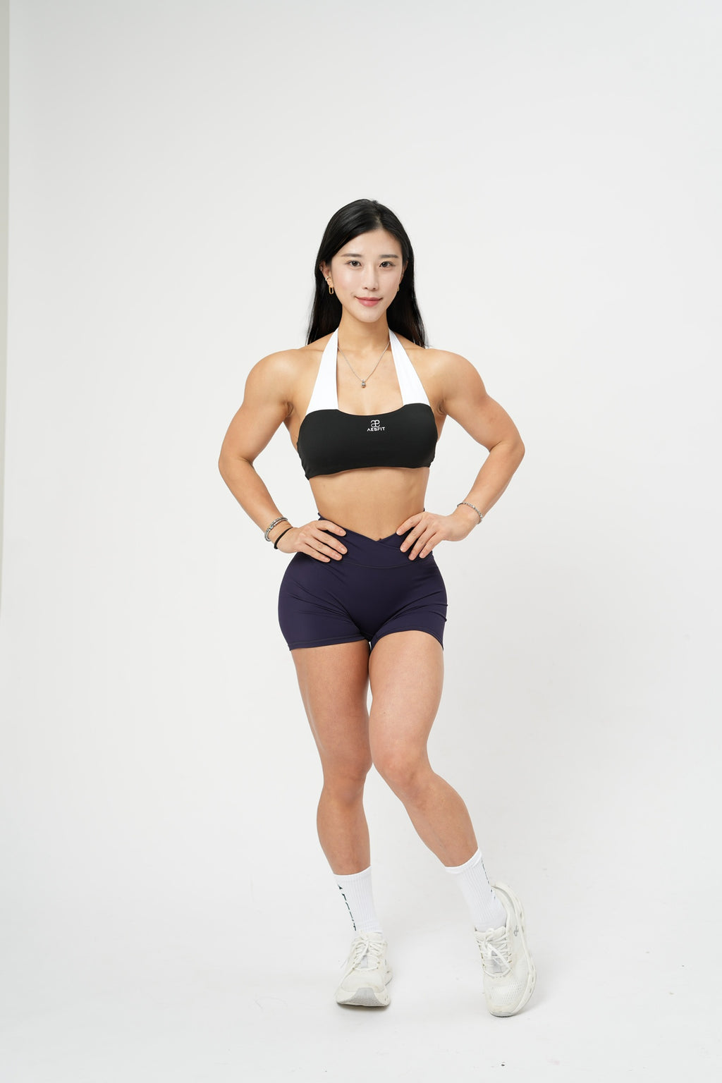 ECLIPSE HALTER TOP