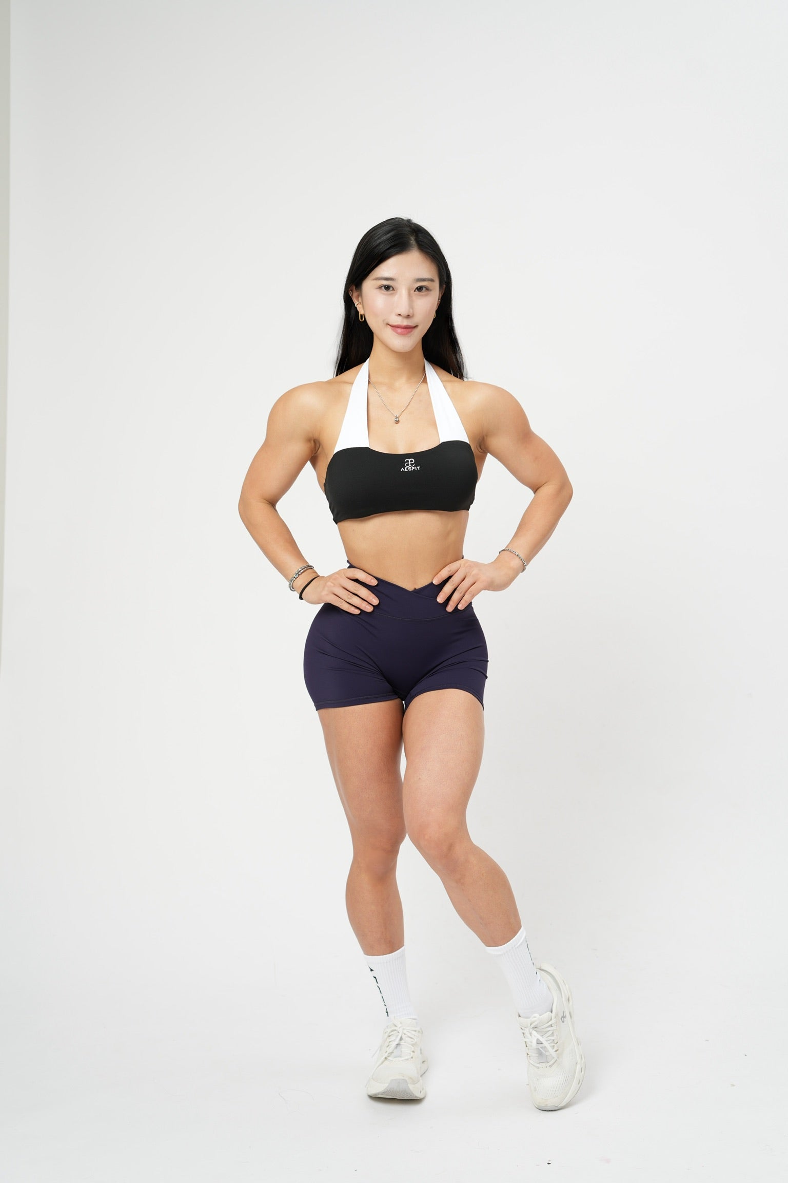 ECLIPSE HALTER TOP