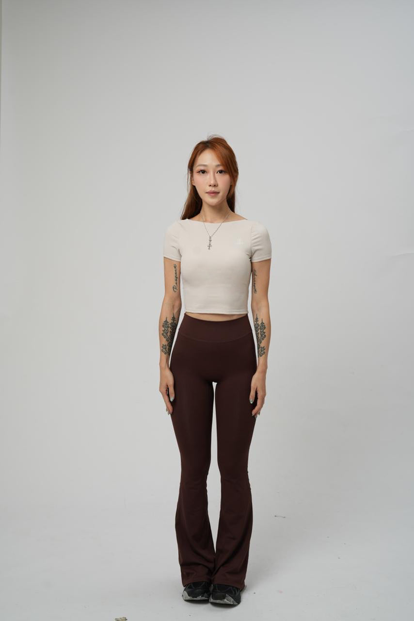 SCOOP BACK CROP TEE