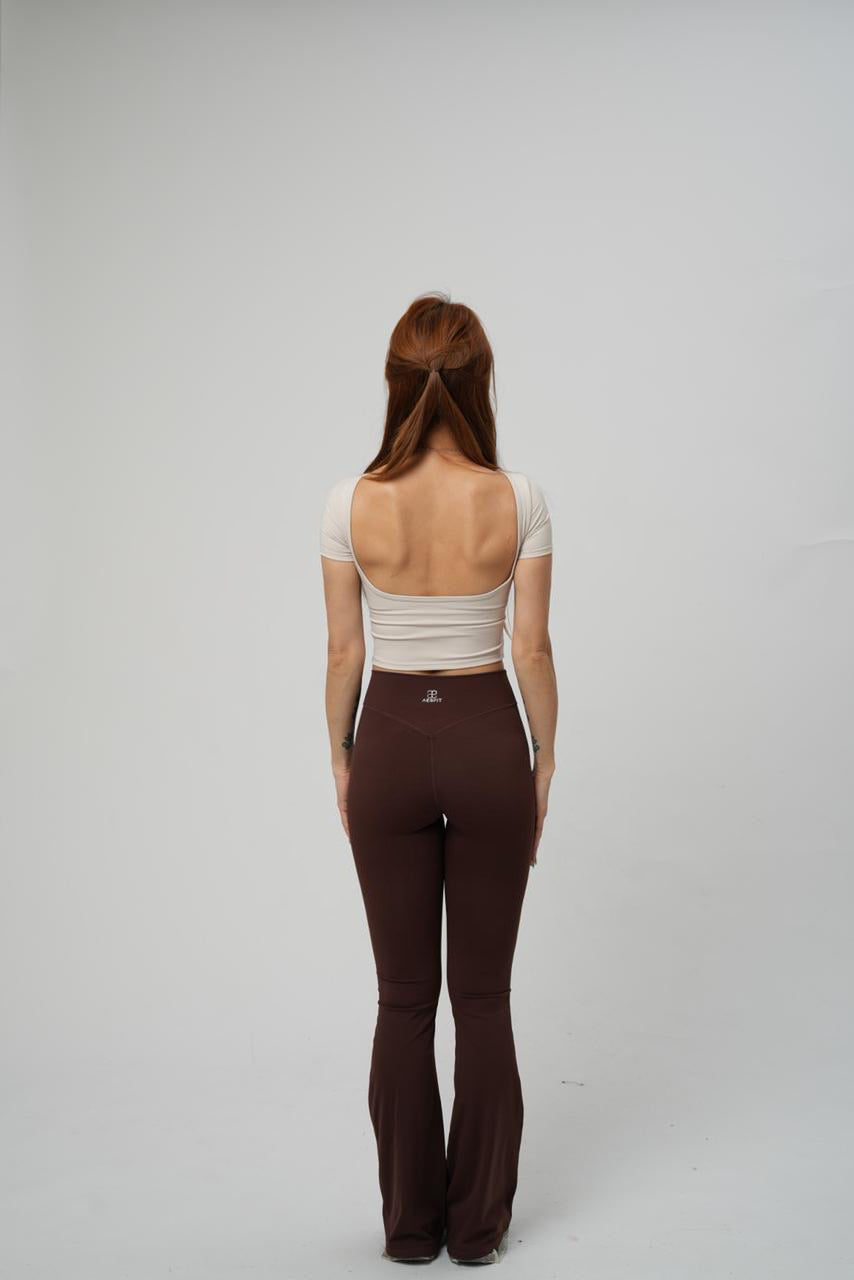 SCOOP BACK CROP TEE