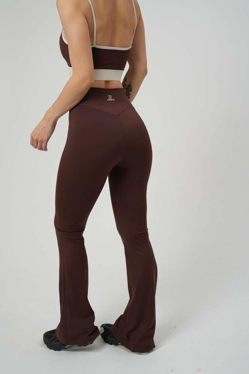 CHOCO-WHITE LINES TOP+BOOTCUT