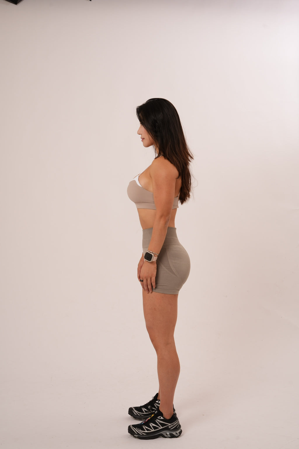 SCOOP NECK CROSS BACK TOP